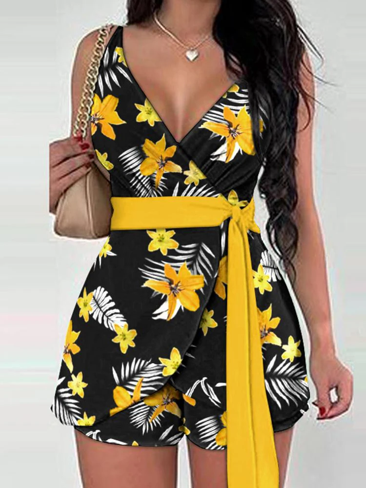 2024 Spring Summer Fashion Floral Slim Casual Two Piece Sets Elegant Women Sexy V-neck Sleeveless Wrap Lace Up Top & Shorts Set