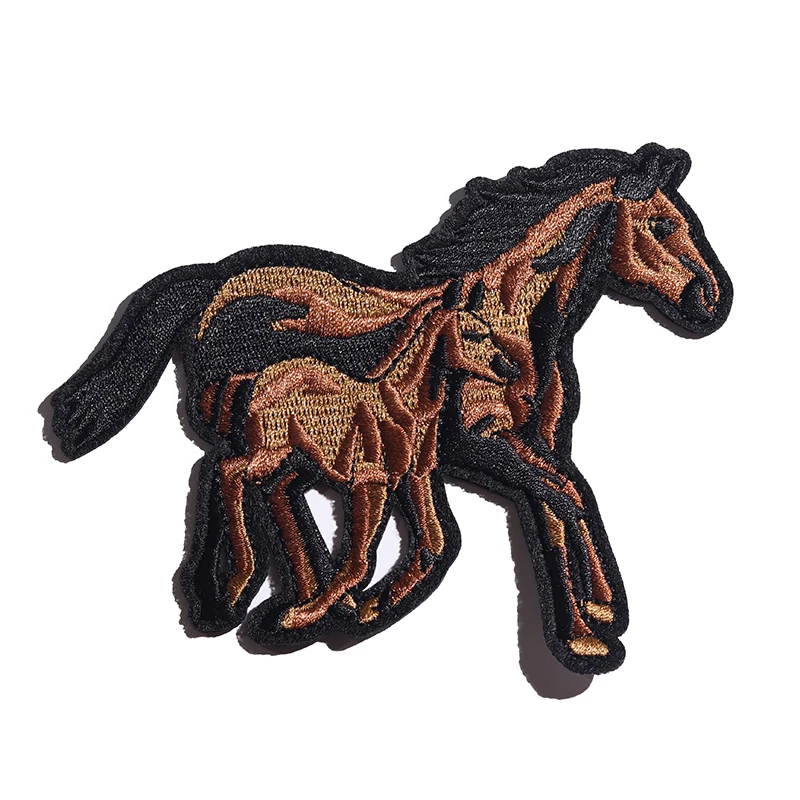 Size: 12.5 * 9.7CM Animal A good horse for parents and children Patches Iron On Embroidery Cloth Appliques 3D Diy Clothes Decor