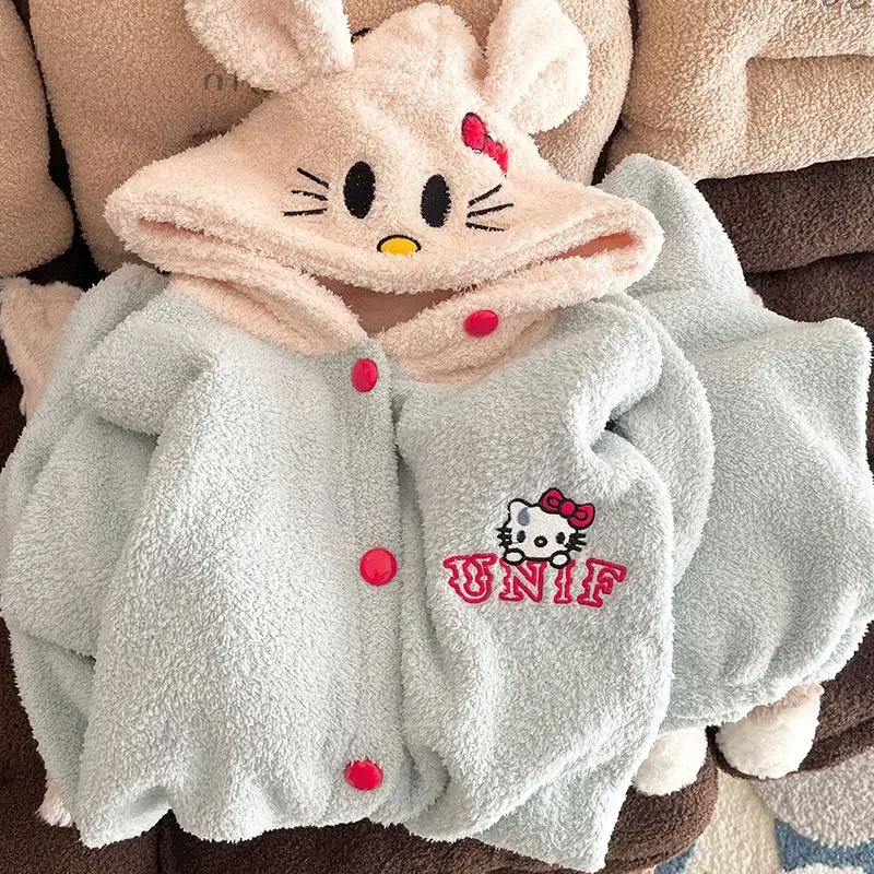 

New Cartoon Cute Hello Kitty Ladies Pajamas Winter Flannel Warm Two-piece Loose and comfortable hooded to wear over loungewear