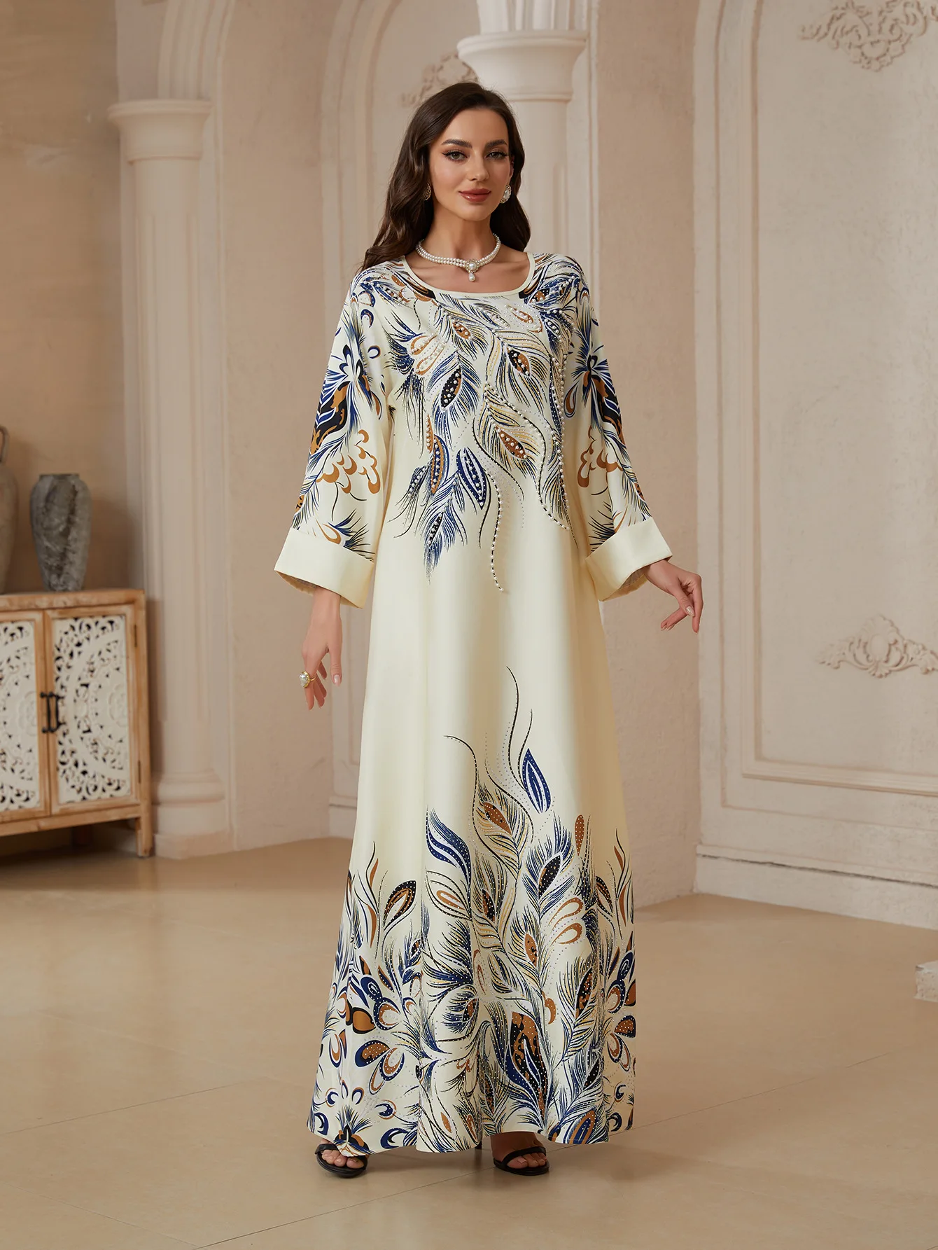 

Middle East Saudi Arabia Muslim Women's Wear Luxury Fashion Diamond studded Bead Printed Robe Dress Dubai Robe