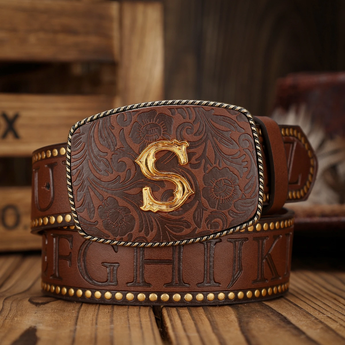 Ein PU-Gürtel im Western-Stil mit Schnallen, sowohl für Männer als auch für Frauen, lässig und im Retro-Stil, perfekt für den täglichen Ausflüge – Detail 15