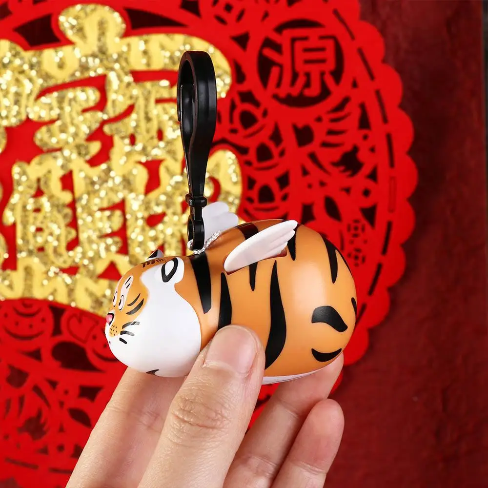 Flying Tiger Flying Tiger with Wings Keychain Cartoon Model Orange Flying Tiger Keyring Kawaii Plastic Flying Tiger Pendant