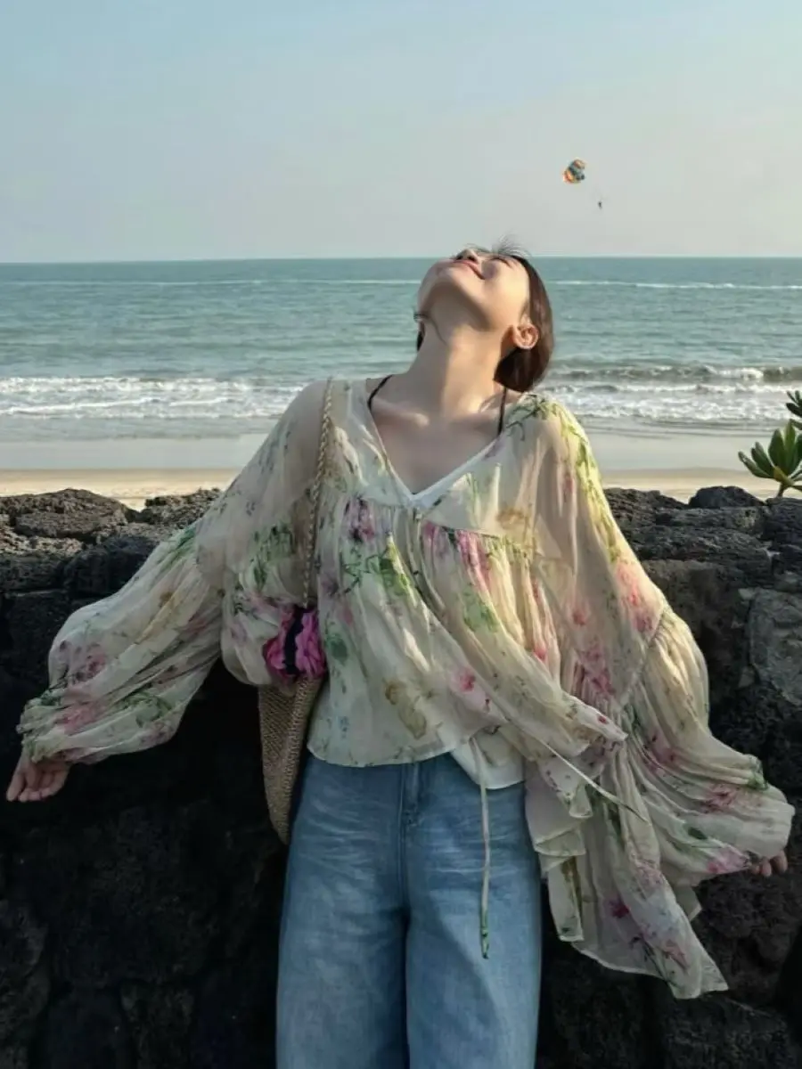 

Women's Flower Print Irregular Shirt Lace-up V-Neck Lantern Sleeve Loose Female Blouse Top