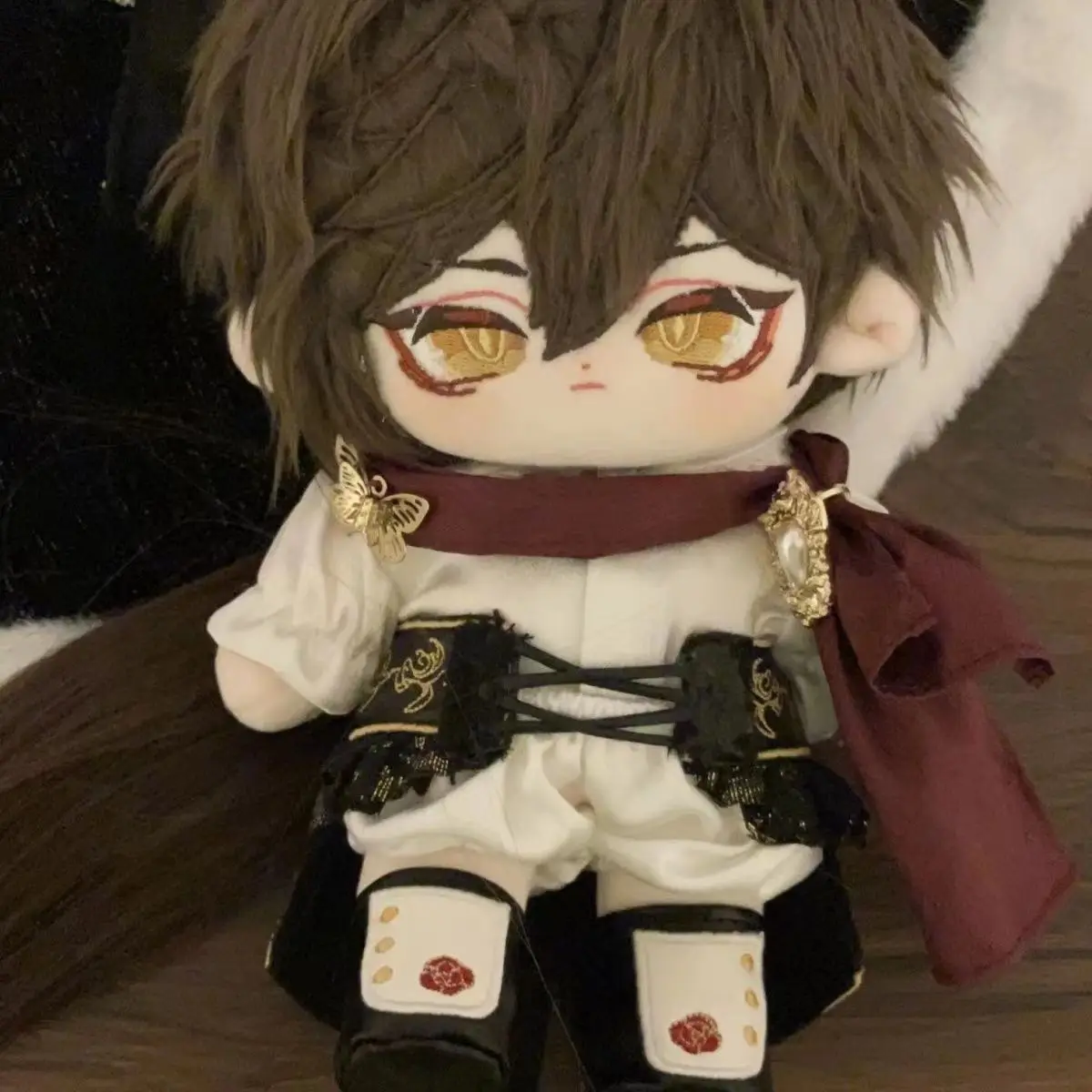 Anime genshin impacto zhongli cosplay pelúcia 20cm algodão bonecas traje dos desenhos animados maumet fantoche nu bebê bony brinquedos presente de natal