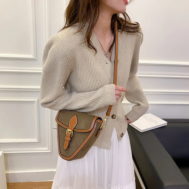 ​​2025 Maillard Earth Tones Triangle Bag Women Premium Matte Leather Geometric Shoulder Purse Avant-Garde Gallery Statement​​