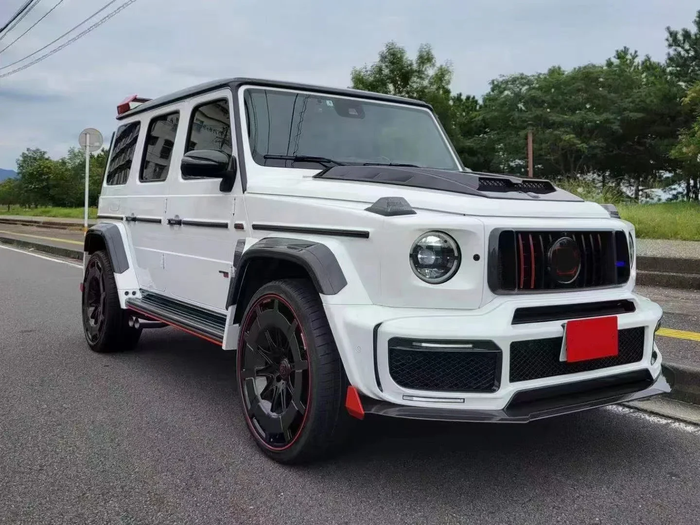 شفة المصد الأمامي من ألياف الكربون شفة خلفية لسيارة Mercedes Benz G Class W464 تتغير إلى Rocket G900 من ألياف الكربون