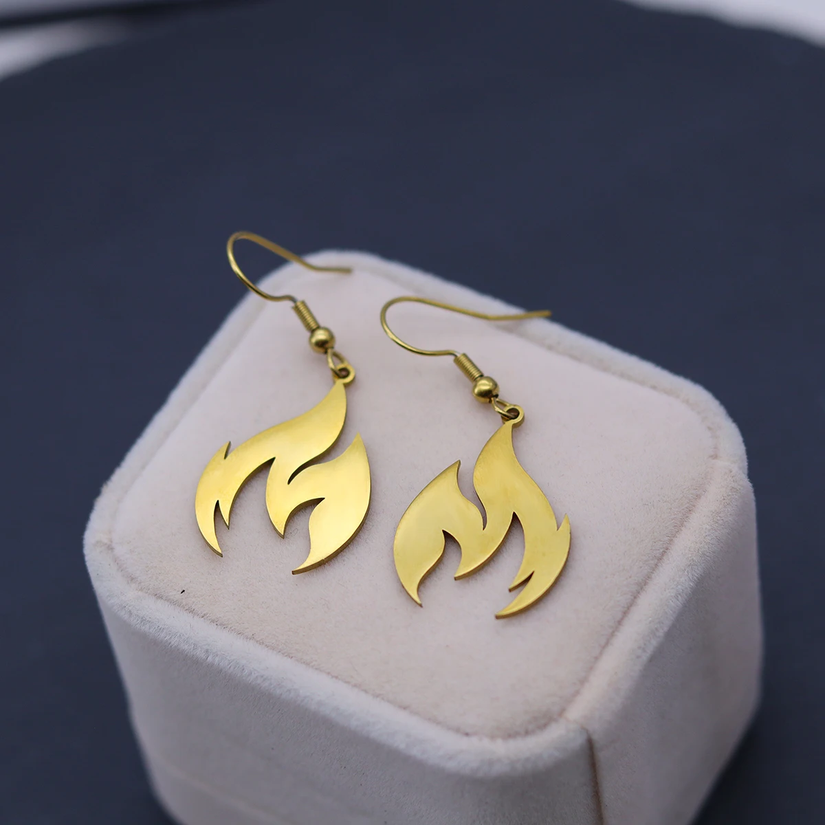 Stainless Steel Flame Fire Drop Earrings For Women Fashion Girls Ear Hook Jewelry Festivals Gifts Creative Handmade Jewelry