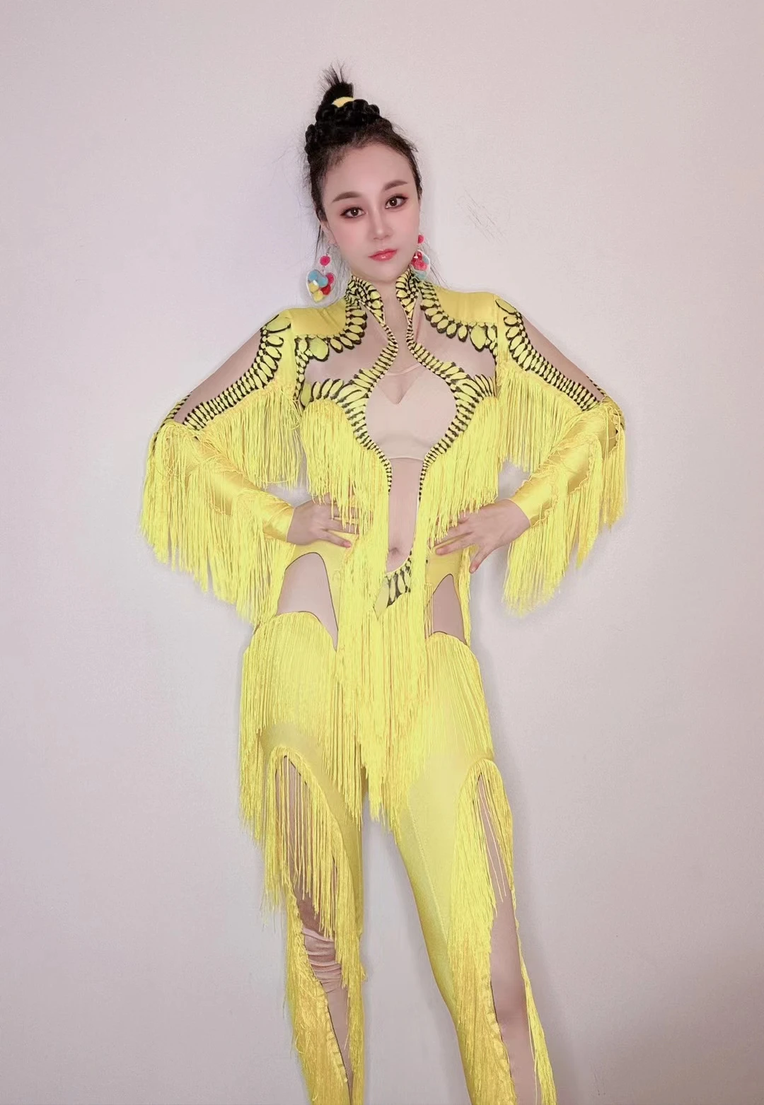 

Yellow Tassel Jumpsuit Women Long SleeveSpandex Skinny Fringe Leotard Sexy Stage WearDJ Singer Dancer Party Show Costume B021