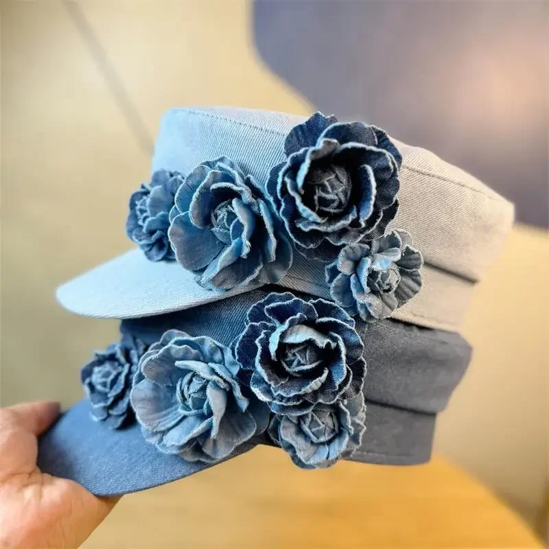 

2024New Duck Tongue Hat Three Dimensional Flower Denim Flat Top Hat for Women Fashionable Face Showing Little Bailey Hat beanie