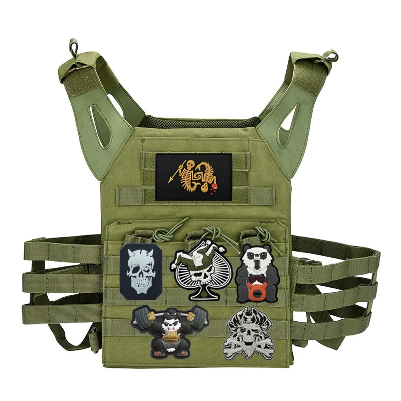 New Design Fitness Bear PVC Rubber Patch Spades A Skull Armband Backpack with Badge Paste With hook and loop patches