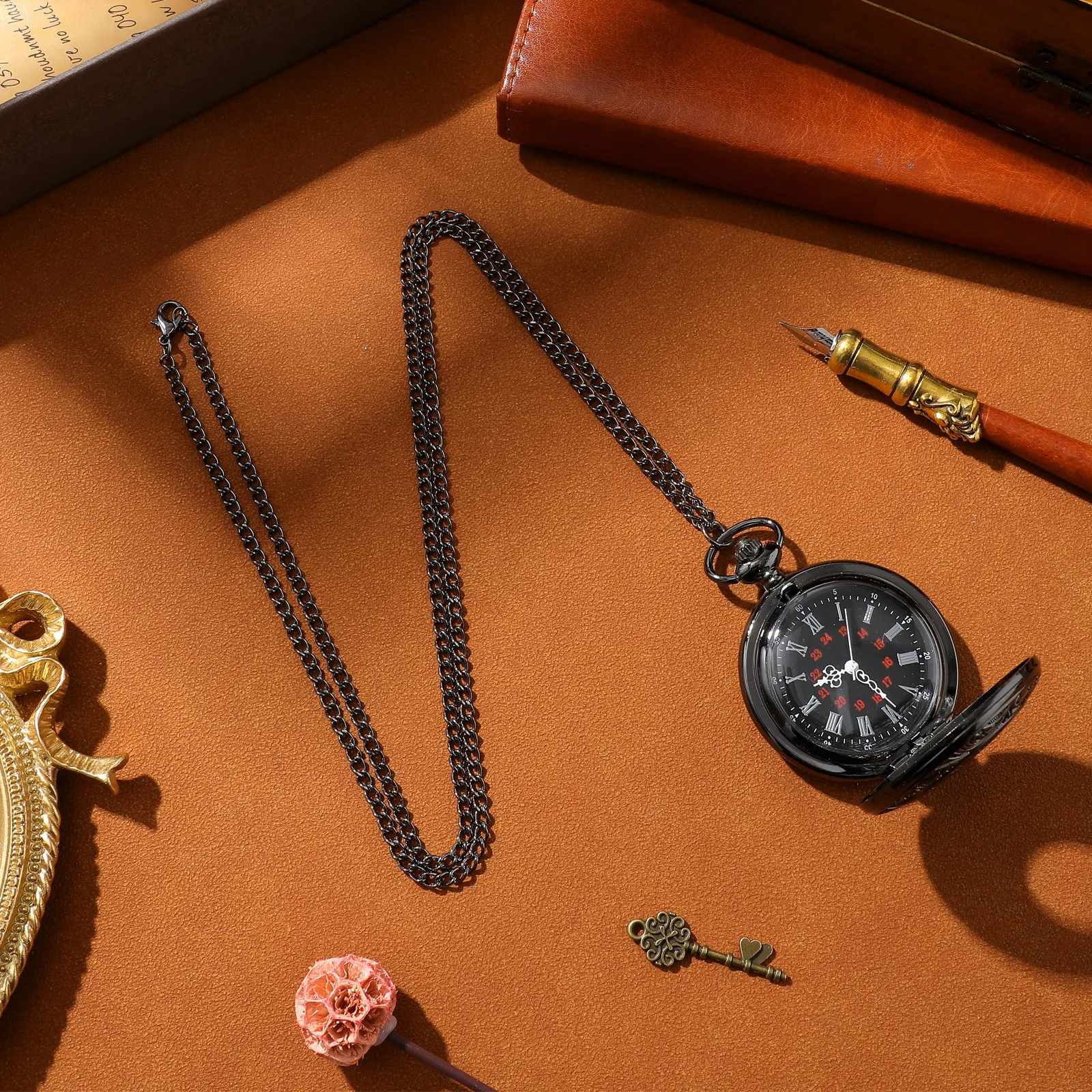 

1 шт. винтажные карманные часы с римскими цифрами, двойным отображением времени, круглый ретро-классический циферблат для украшения одежды, черная цепочка