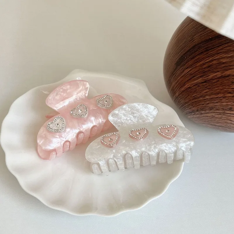 光沢のあるラインストーンハートアセテートヘアクロウ、甘いピンクの滑り止め付きサイドブロークンヘアフィックス、後頭部アップスタイル用、毎日のヘアアクセサリー