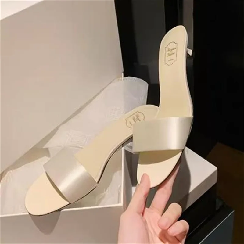 Silk Shoes for Ladies Round Toes Mid Heels Female Slippers Sewing Lines Chassure Femme Solid Womens PU Leather Zapatos De Mujer