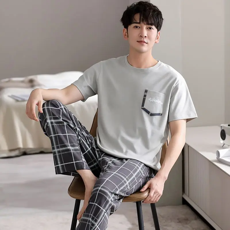 

Летний мужской пижамный комплект 2026 из 100% хлопка: футболка с коротким рукавом и длинные брюки, корейский повседневный стиль, в клетку, для сна и дома