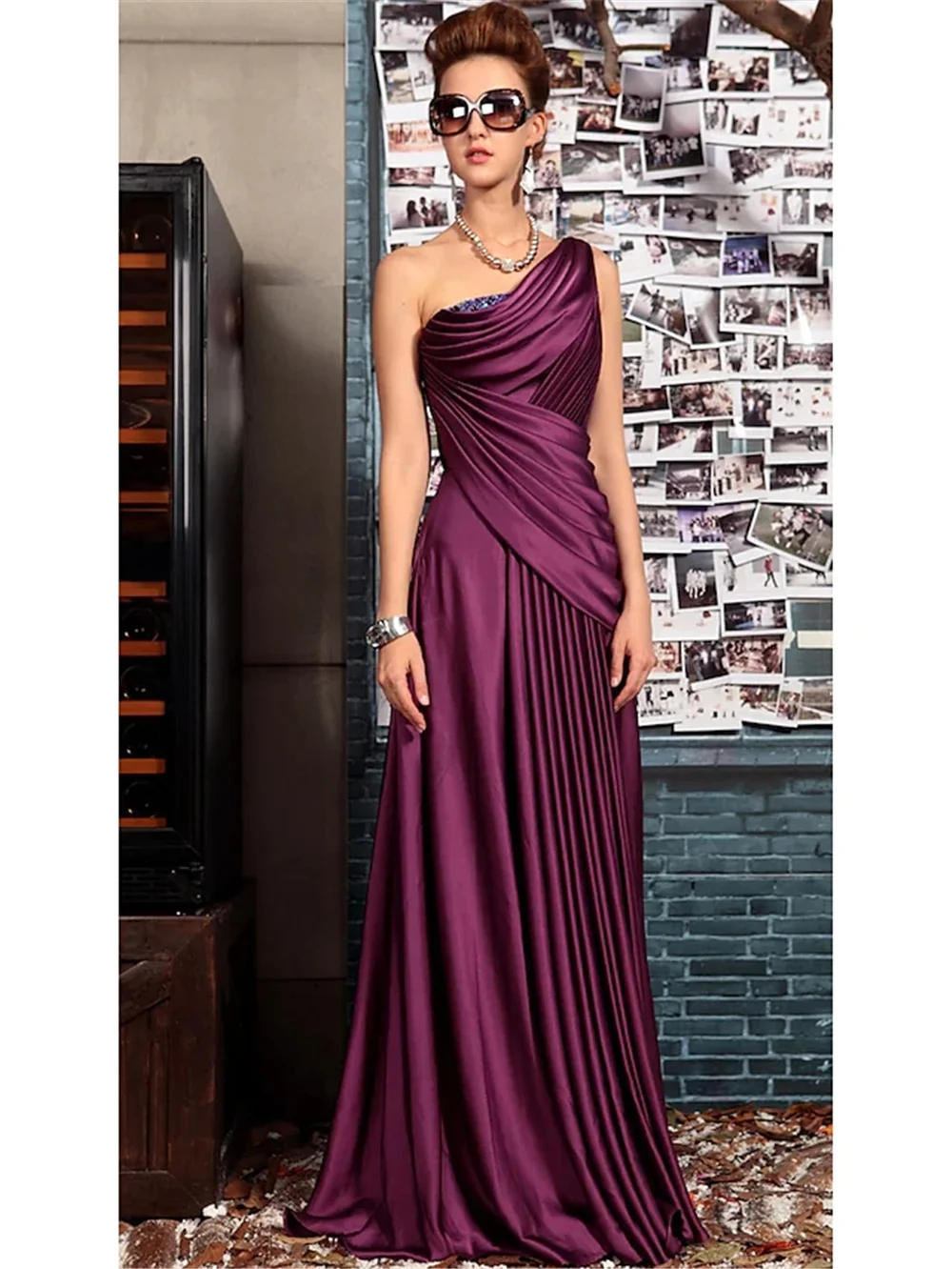 Robe de soirée en Satin, élégante, asymétrique épaule dénudée, dos nu, longueur au sol, mousseline avec plis, drapage de cristaux