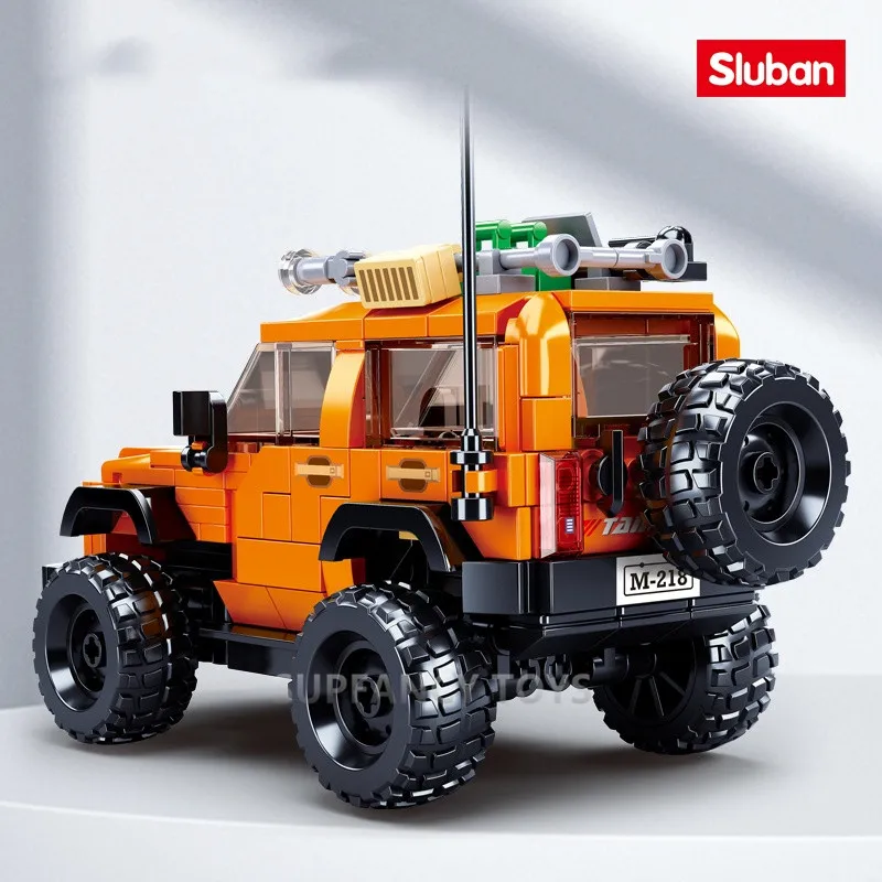 302PCS Sluban Urban Tank Modelbricks off-road vehicle Figures Building Blocks Educational Toys for Children