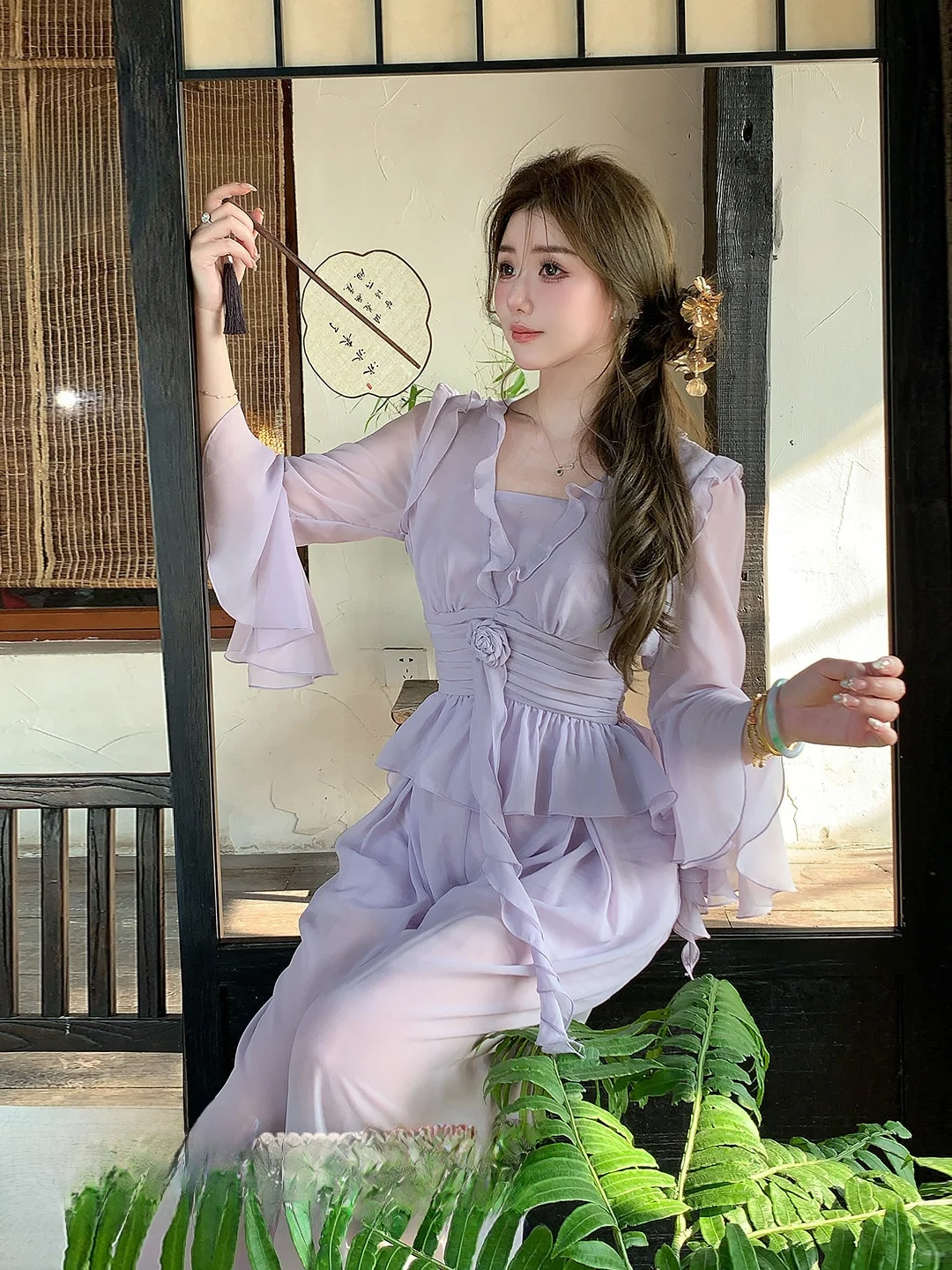 

Лед приходит. | Комплект из тонкой ткани Moon adow: приталенная рубашка и брюки с высокой талией и широкими штанинами, летний модный ансамбль для женщин