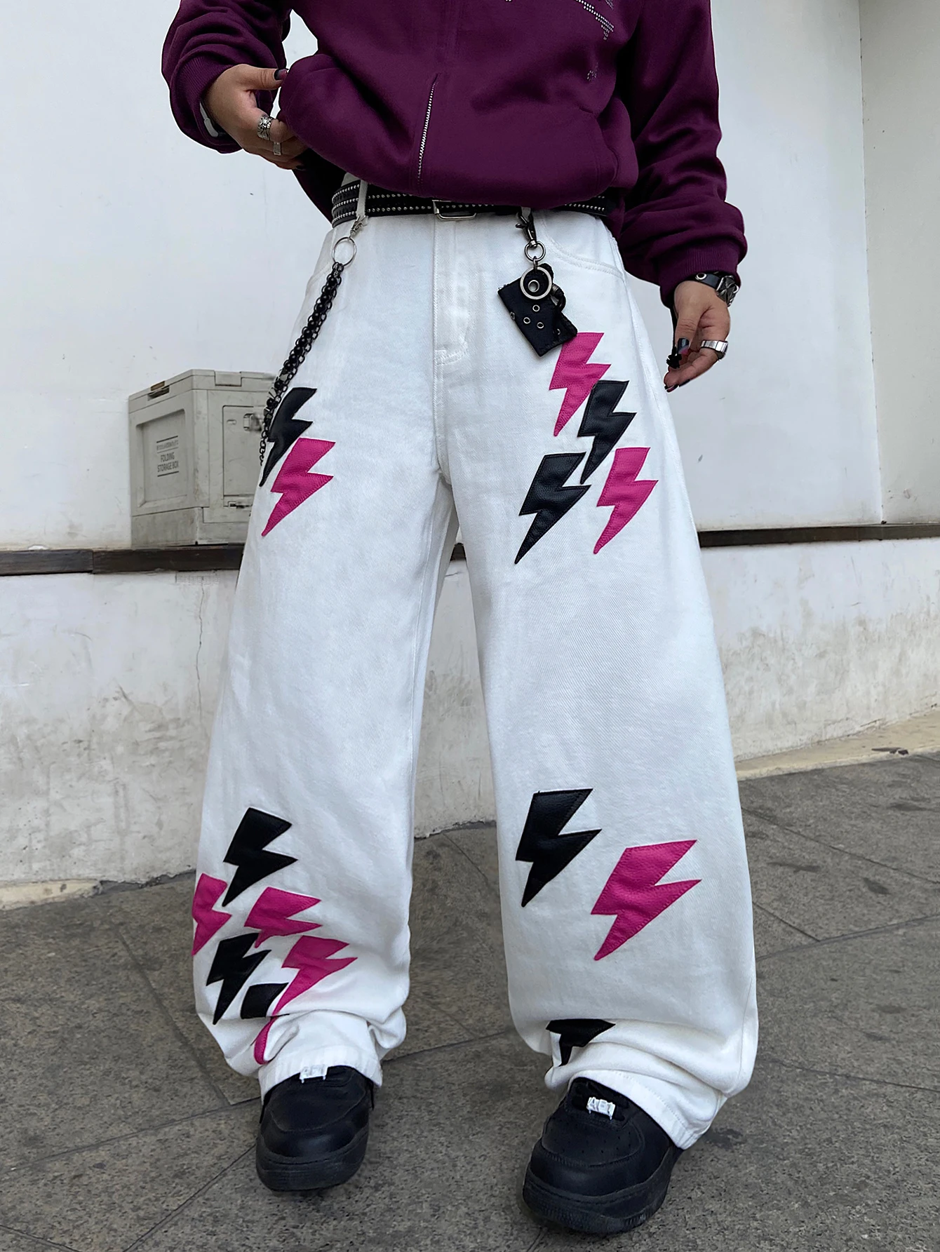 Men's Baggy White Jeans, Wide-Leg Trousers With Lightning Bolt Embroidery, Loose Fit Versatile Denim, Suitable For All Seasons view 5
