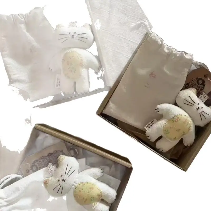 Porte-clés jouet chaton en peluche ; Poupée en tissu chat de dessin animé ; Charmant décor de sac à dos, cadeau adapté aux enfants