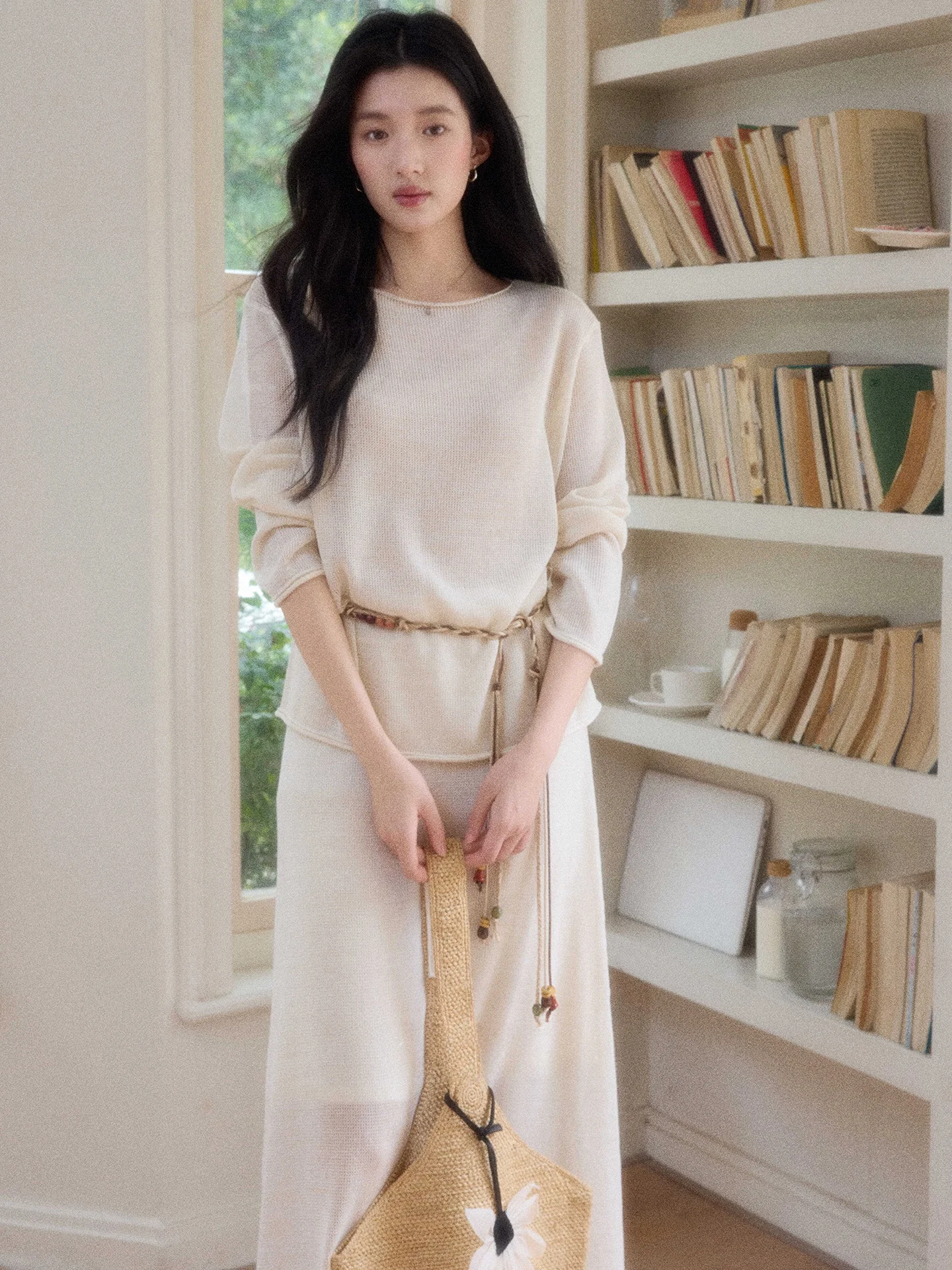 

Комплект из вязаного топа и юбки свободного кроя для женщин: тонкий трикотаж из пряжи Yangzi, разноцветный, весенний, модный, повседневный наряд