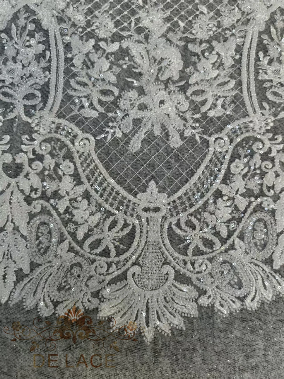 Ręcznie Robiona Luksusowa Francuska Retro Koronka Ślubna Aulic Z Koralikami i Cekinami Haftowana Siatka na Suknię Ślubną Wzór Kwiatowy