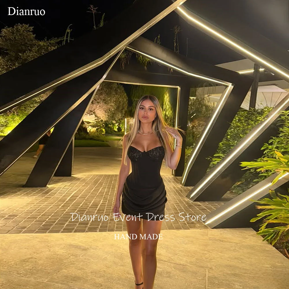 

Dianruo Черные платья для выпускного вечера со рюшами Атласные кружевные аппликации Коктейльные платья выше колена Милое платье для выпускного вечера по индивидуальному заказу