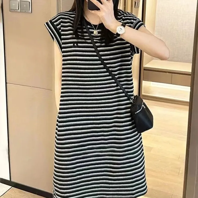 Simplicity Casual Summer Women\'s Round Neck Stripe Korean Fashion Preppy Style Loose Short Sleeve Mid-length Straight Dresses