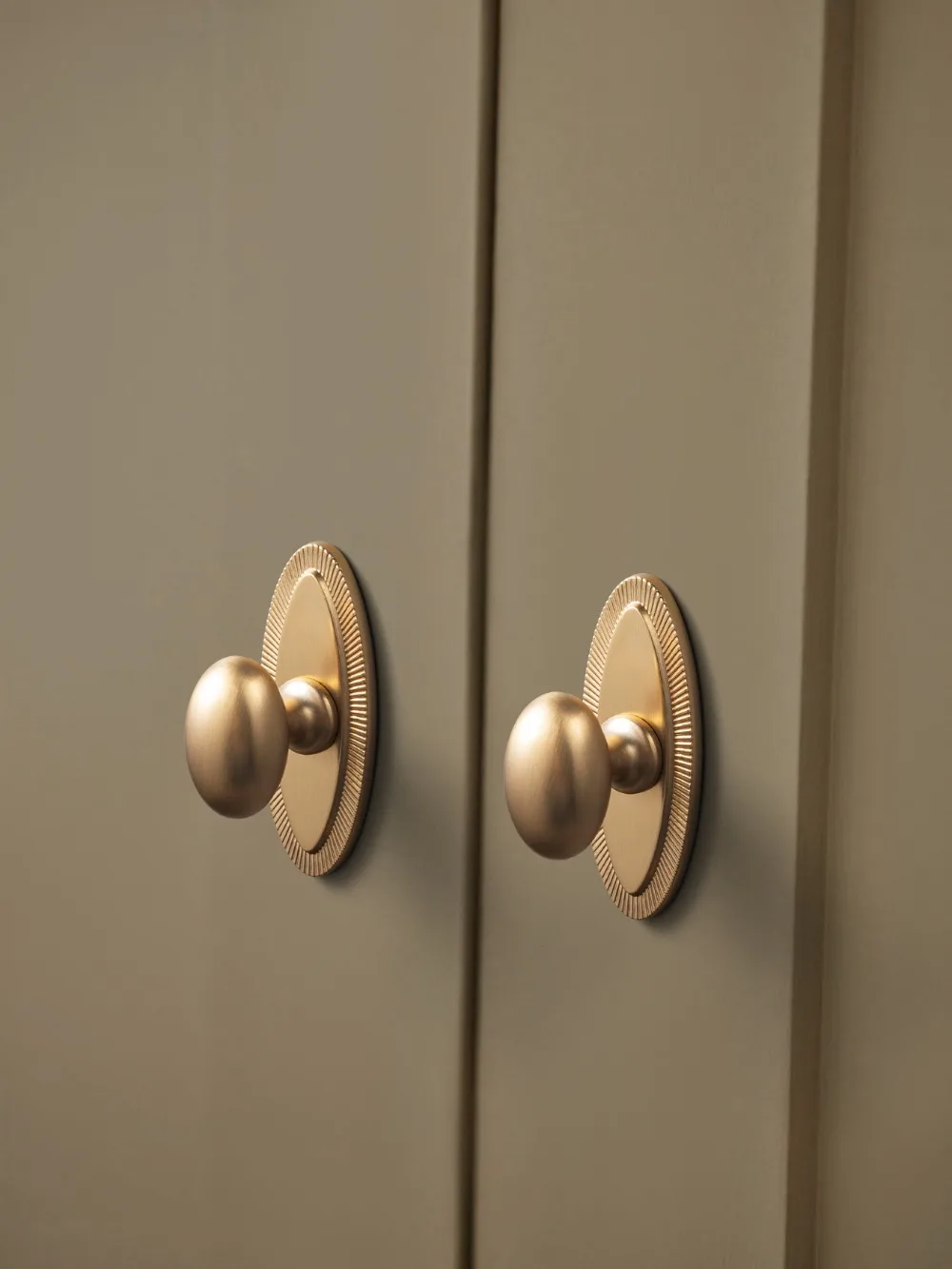 Goo-Ki Low Profile Antique Brass Cabinet Pulls Double Hole Centers(11.4''/12.6'') Zinc Alloy Handle for Drawer Cupboard Wardrobe