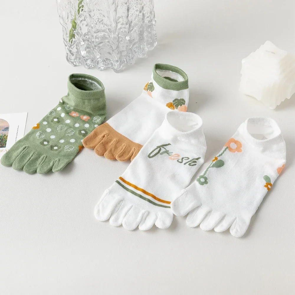 6 Pairs/lot Kawaii Cute Five Finger Socks Women Summer Thin Ankle Socks with Separate Fingers Cotton Floral Green Toe Socks