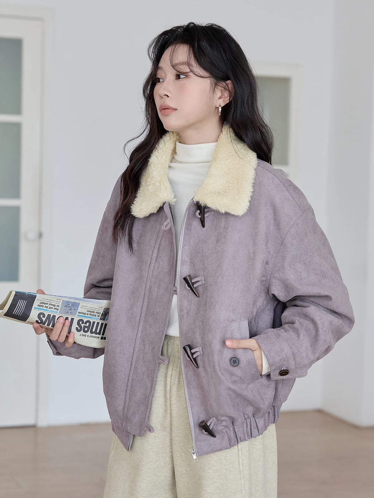 HuiXi damesjas van suède, gevoerd met leer en bont, winter, nieuw, retro, veelzijdige jas, standaard uitvoering, geschikt voor woon-werkverkeer