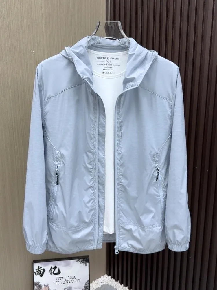 

Новая мужская повседневная куртка с капюшоном и защитой от солнца, тонкая, с цветными вставками, летняя, модная, универсальная, молодежная, популярная модель 2025 года