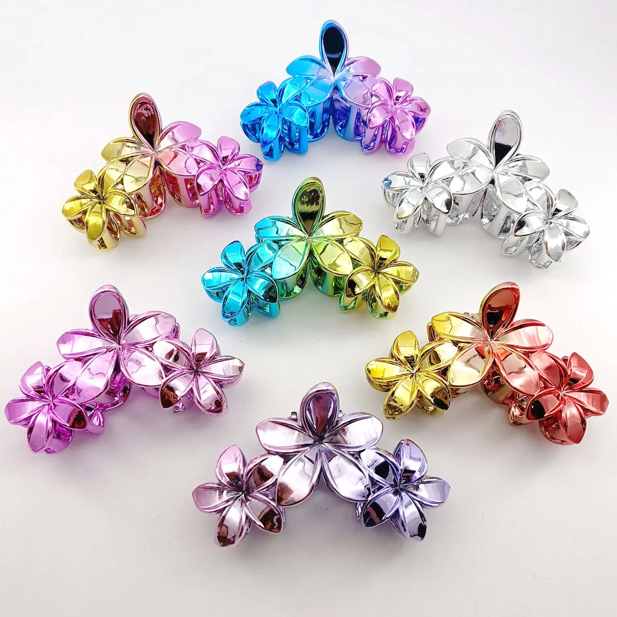 2024 Fashionable GradientFlower Acrylic Hair Clip for Women Sweet Hair Claws Girls Hair Accessories Shark Clip Headdress