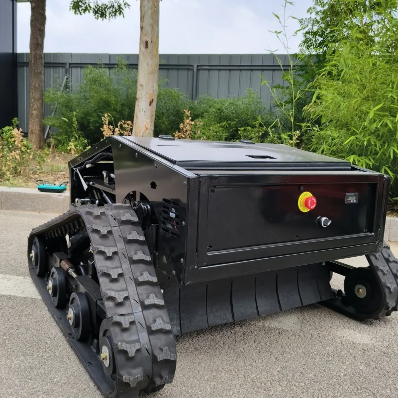 

Crawler-type all-terrain remote control expert! Customized zero-turn intelligent remote control lawn mower