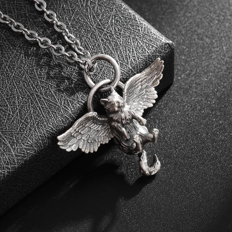 Exquisite Vintage Silver-Plated Cute Pet Cat Wings Animal Pendant Necklace for Women Personalized Fashion Jewelry Couple Gifts