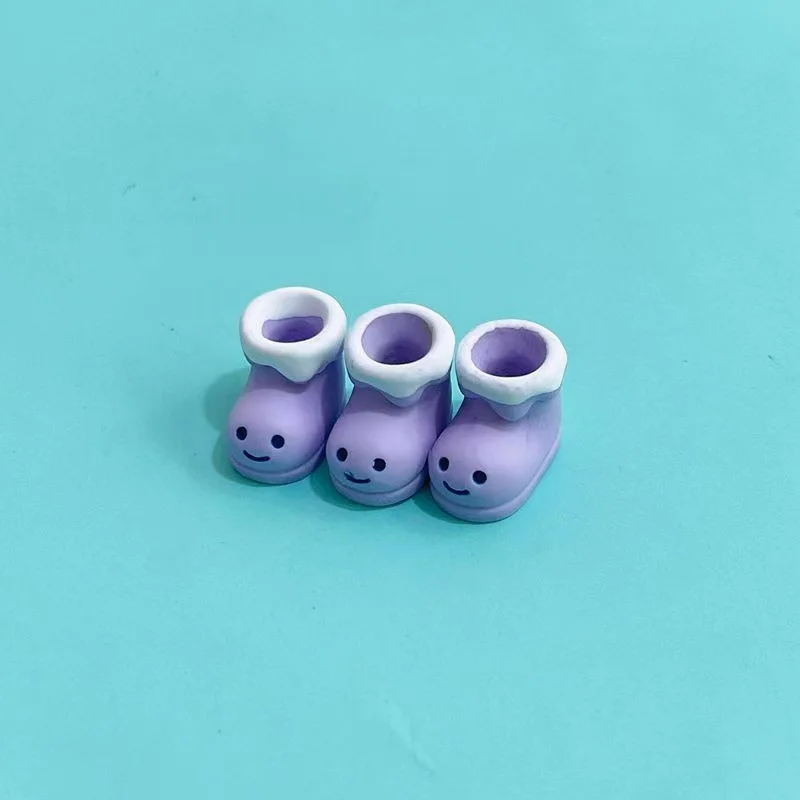 9*15*11mm Resin Smiling Face Short Boots Doll For House Ornaments DIY Mobile Phone Shell Attached To Refrigerator Accessories