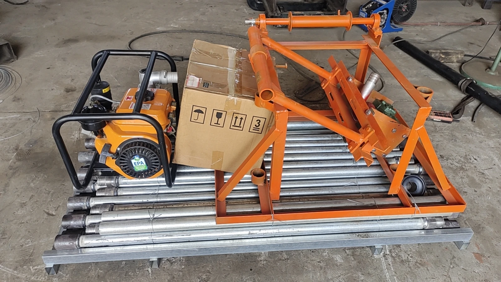 

Customized family use small fold drilling rig 60m 80m 100m engine mini water well drilling rig with water pump