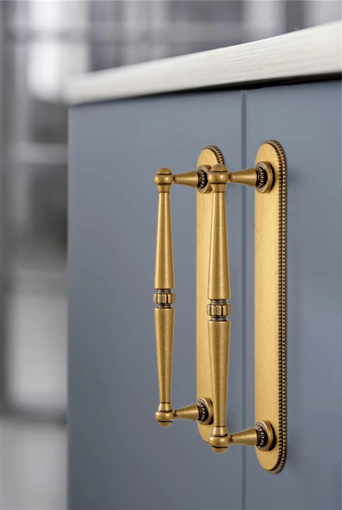Goo-Ki Antique Brass Cabinet Pulls with Classic Oval Backplate- 2 Pack 5''(128MM) Hole Centers Zinc Alloy Drawer Handle