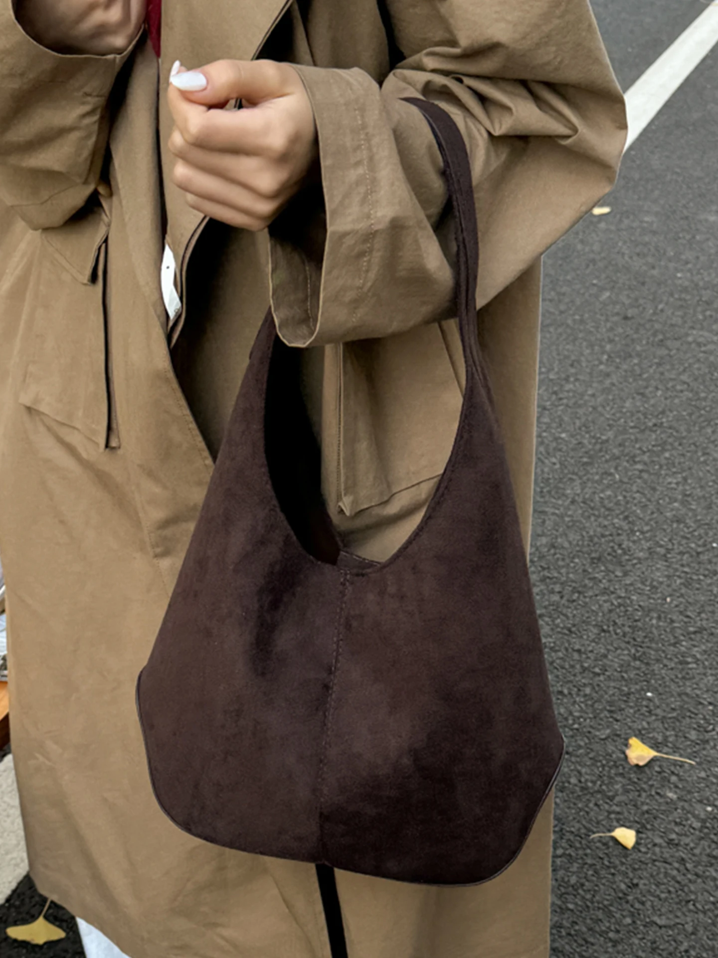 

Women's Suede Leather Tote Bag Large Capaci Commuter oulder Bag Casual Retro Sle Autumn Winter New 2025 Handbag