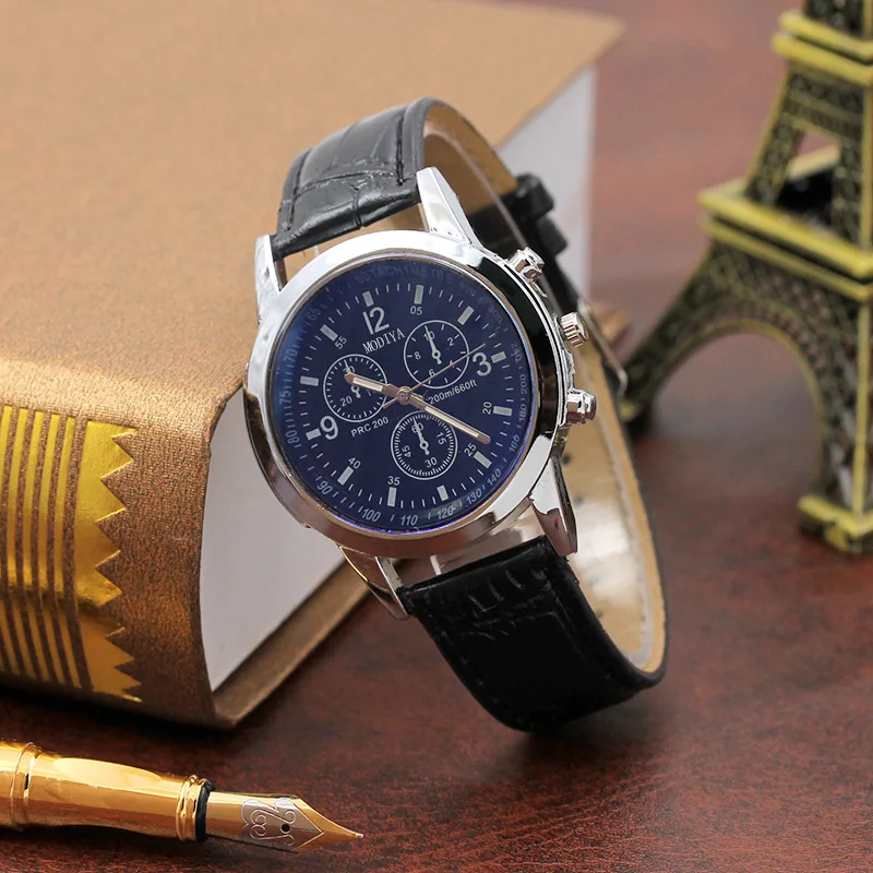 Montre étanche à trois yeux pour hommes et femmes, décoration en verre à la lumière bleue, montre-bracelet tendance, nouveau cadeau