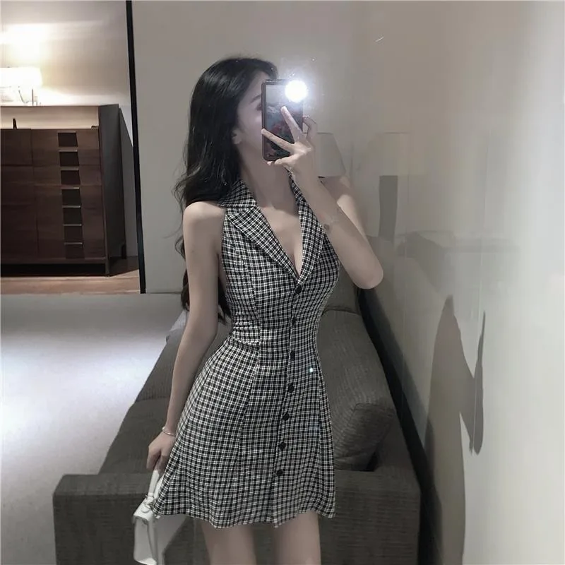 Beautiful Back Hanging Neck Dress Women's Summer 2024 New Sexy Hepburn Style Drawn Waist Checkered A-line Short Dresses