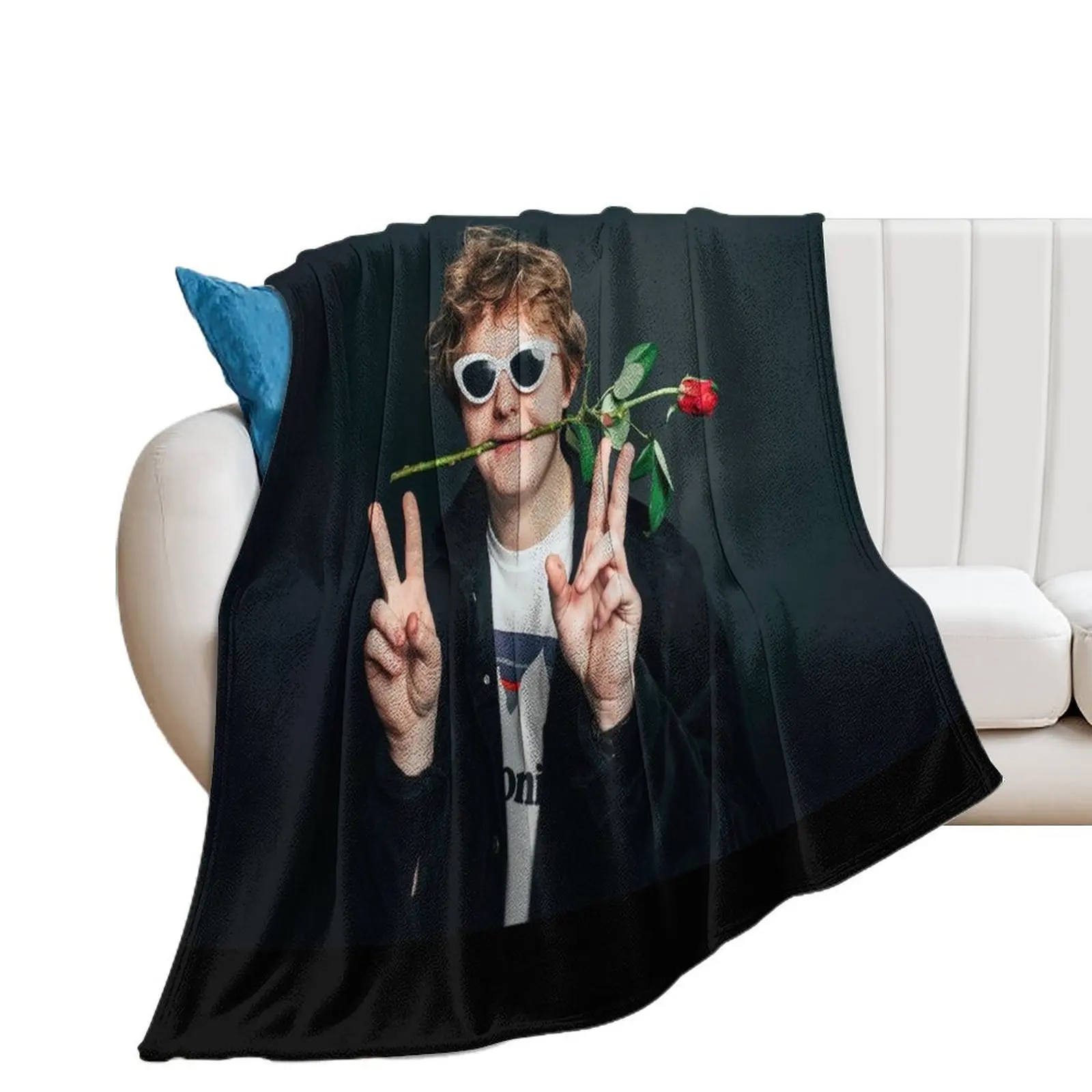 untukkulit Lewis Capaldi has released his debut album Throw Blanket Quilt Cute Plaid Blankets For Sofas Luxury Thicken Blankets