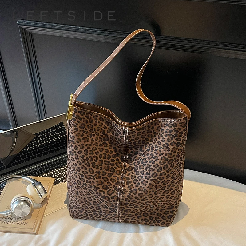 

LEFTSIDE Women Small Pu Leather Shoulder Bag 2025 Winter Retro Bucket Bag Luxury Designer Trend Female Handbags and Purses