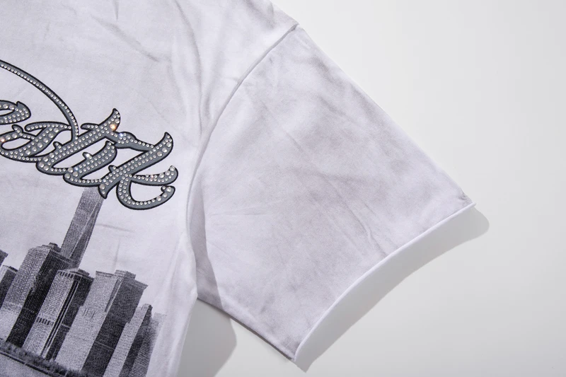 Vintage MAJESTIK Tshirts Skeleton Statue Graffiti Print Fading Letter Logo Round Neck Short Sleeve Tops Men Women Street Outfit