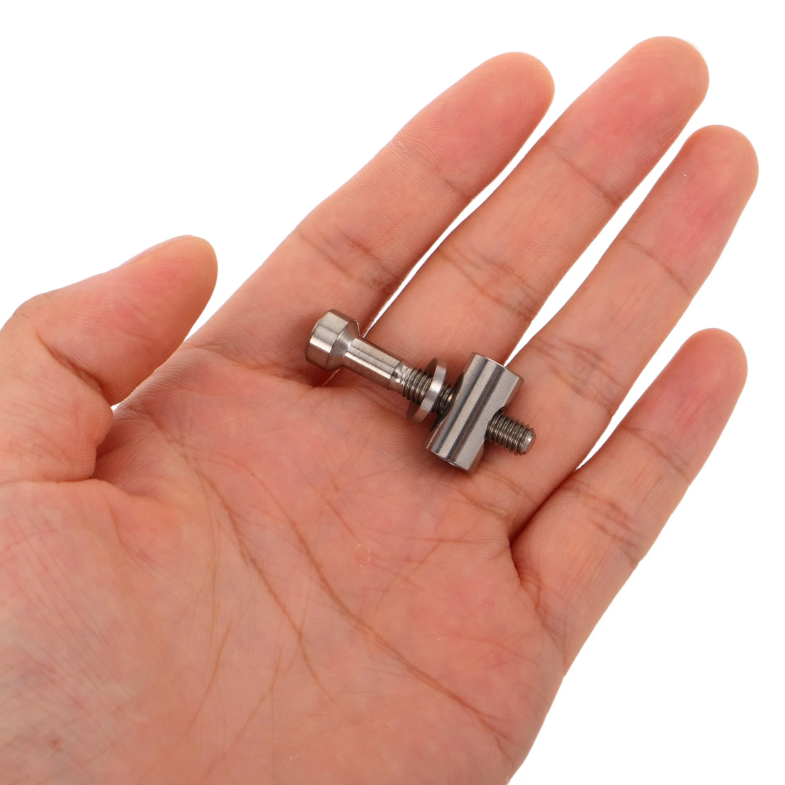 

2Pcs Bicycle Seatpost Fixing Bolts M5x30 Titanium Alloy Corrosion Resistant Secure Locking for Saddle Stability