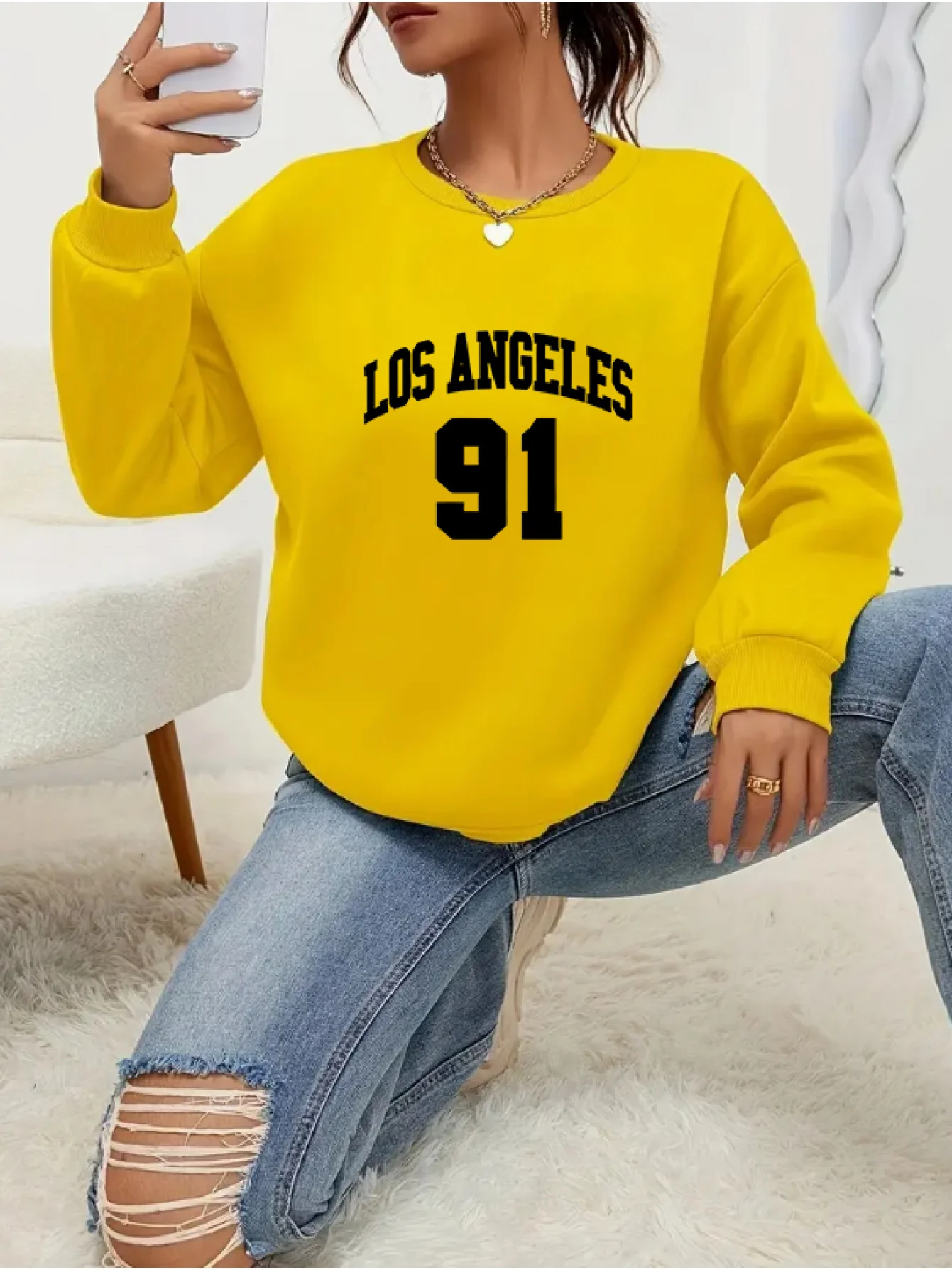 Women'S Los Angeles 91 Graphic Sweatshirt - Yellow Crew Neck Pullover with Black Letter Print Long Sleeve Casual Fall/Winter Top