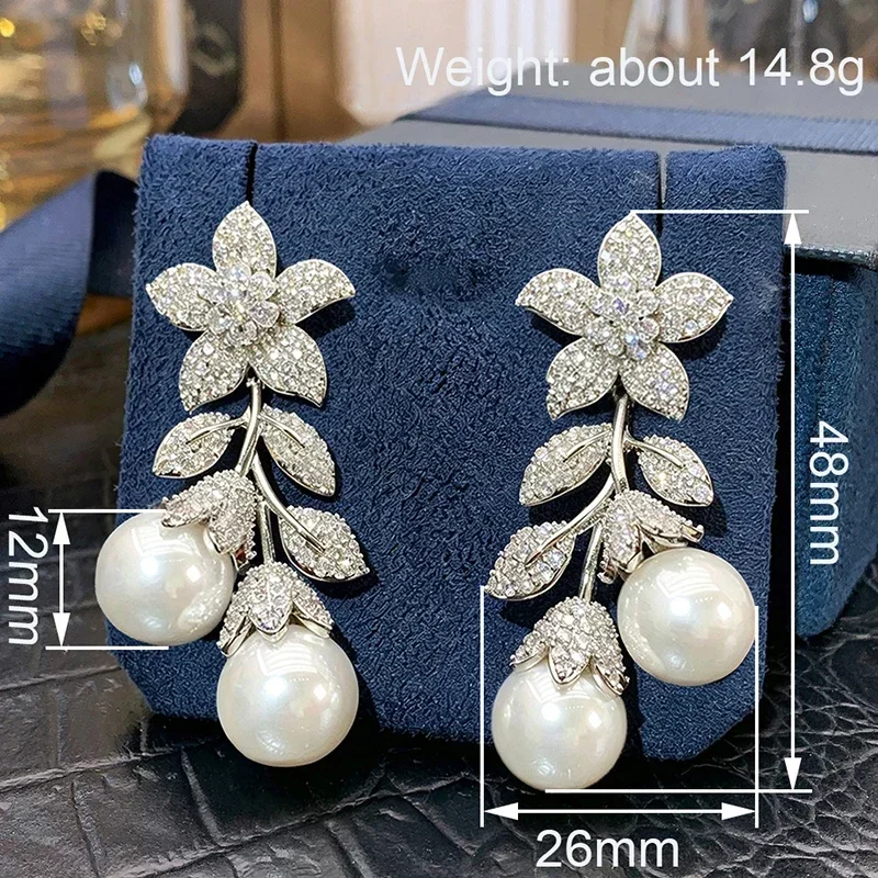 Huitan Ästhetische Blumen-Blatt-Ohrhänger für Damen, Elegante Hochzeits-Imitationsperlen-Verlobungs-Ohrringe mit Glänzenden CZ-Steinen, Edler Schmuck als Geschenk – Detail 1
