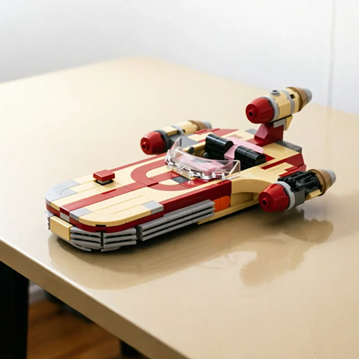 Home Decor Desktop Spaceships X-34 Star-ship MOC Battles Fighters Airship Aircraft Model Building Blocks Toys Gift