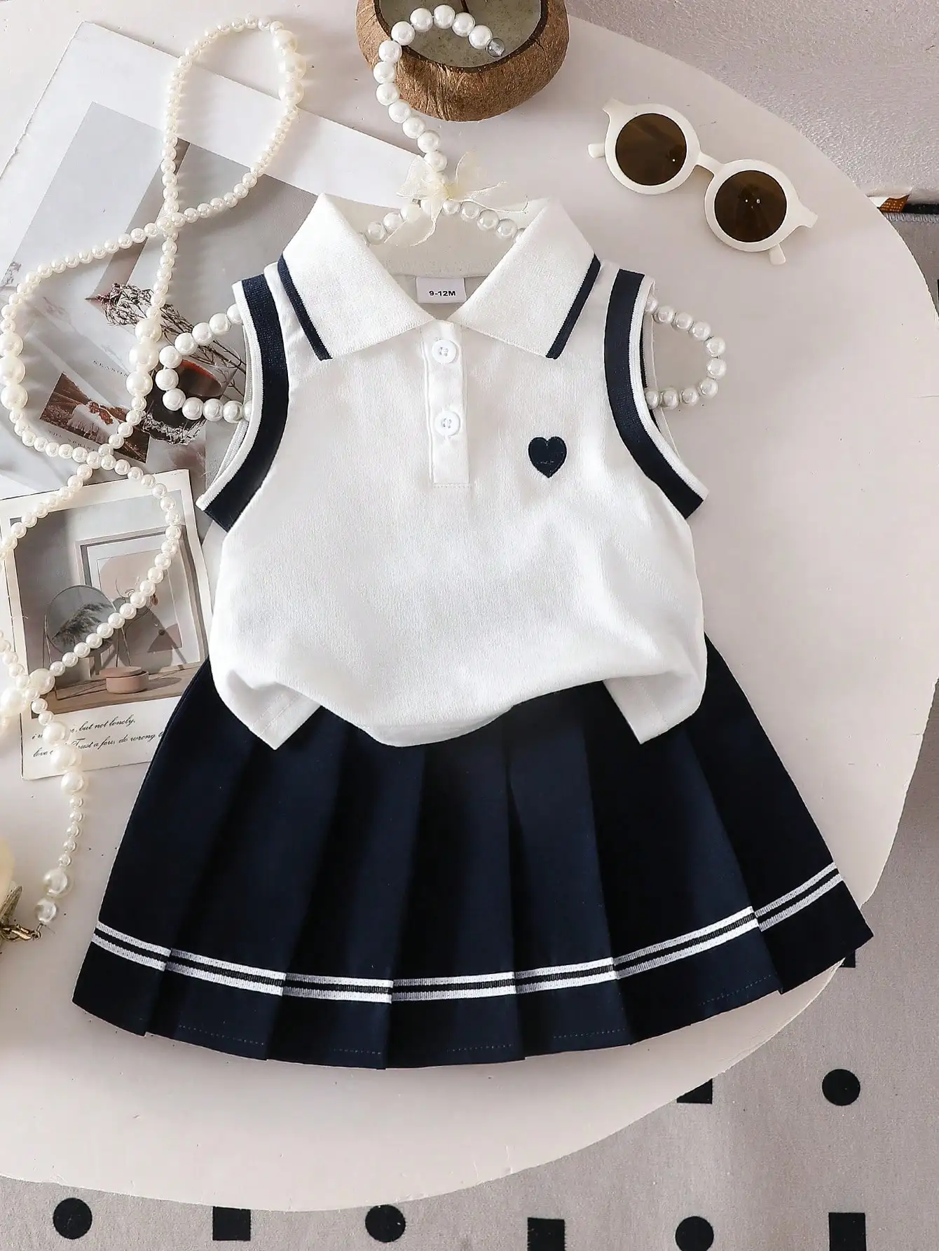 Two piece set of baby girl heart embroidered POLO collar sleeveless top and woven casual pleated short skirt with sweet and cool