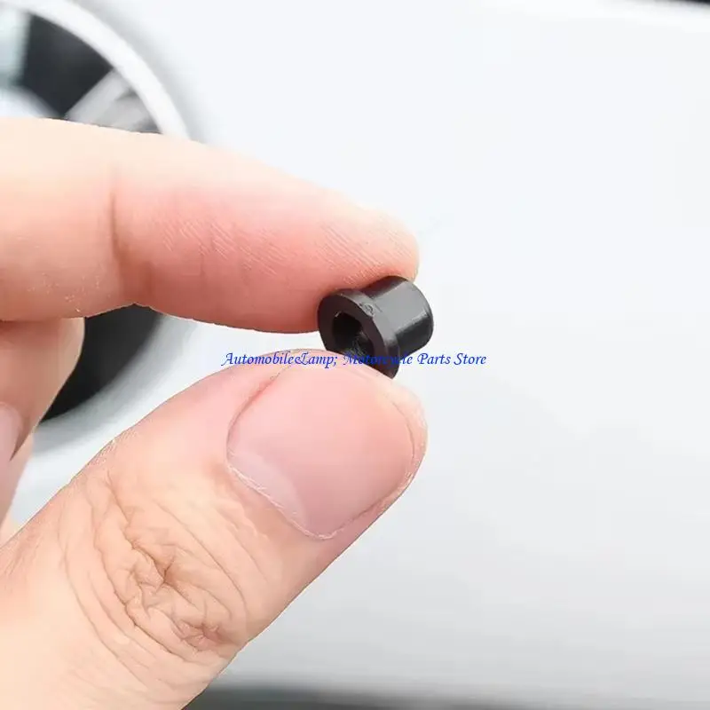 H7BD Automotive Accessories for E32 E34 E36 E38 E39 E46 E53 Roundel Grommet