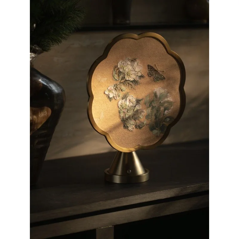 Screen lamp embroidery new Chinese wireless touch desk lamp ornament